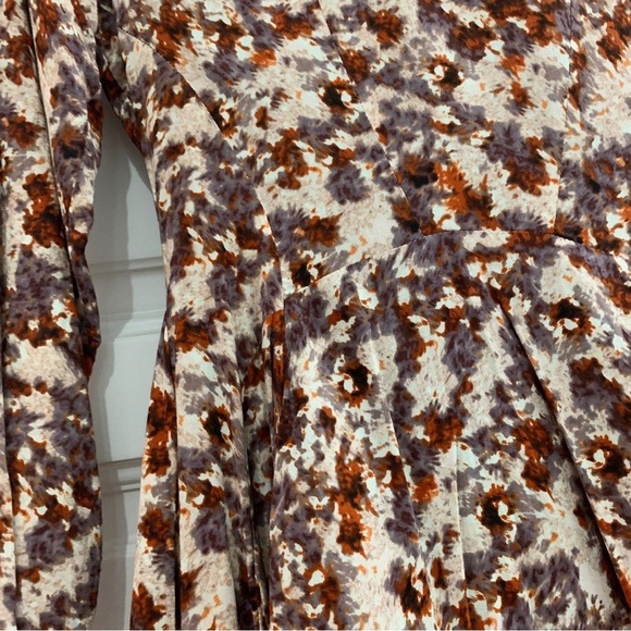 H&M Abstract Print Long Sleeve Dress - Picture 5 of 7